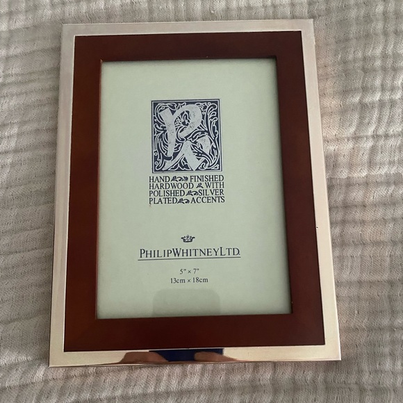 PhillipWhitneyLTD Silverplate and Hand Finished Hardwood 5x7” Picture Frame - Picture 1 of 4